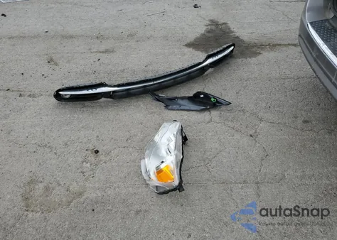 2016 Chrysler Town & Country Touring z USA, uszkodzony, nr VIN 2C4RC1BG1GR294877